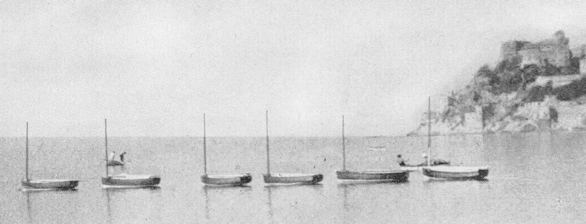 La prima flotta di Dinghies